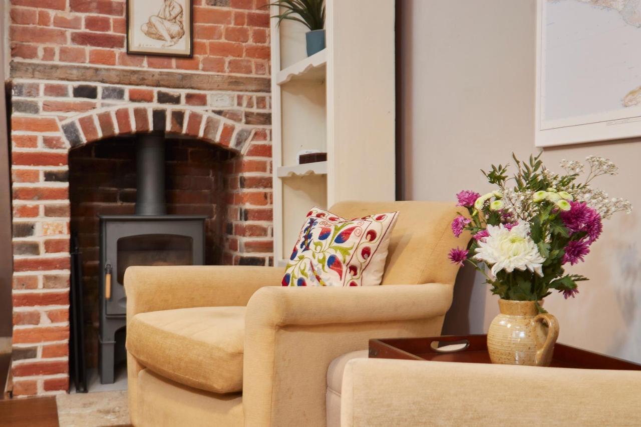 Windlass Cottage Lymington Extérieur photo