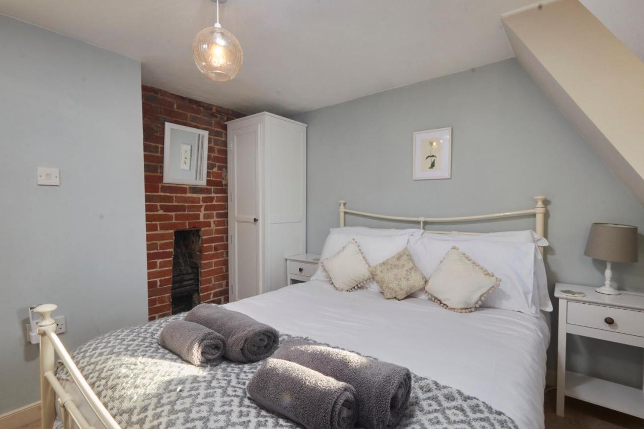 Windlass Cottage Lymington Extérieur photo